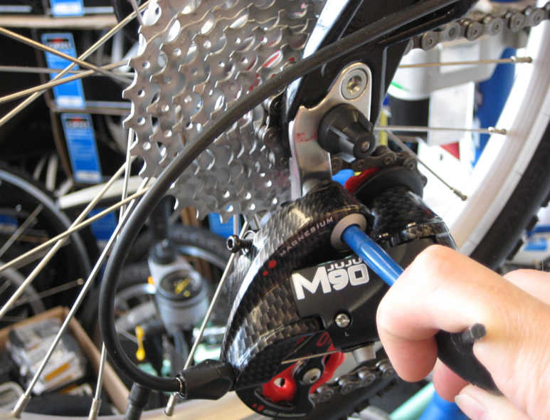 unboltrearderailleur.jpg